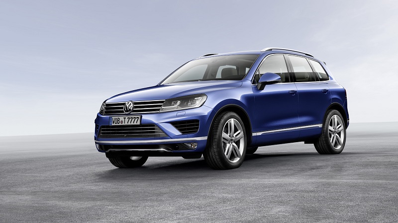 Volkswagen Touareg 3.0 TDI R-line 2015 - voorkant