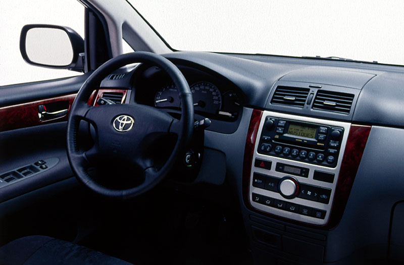 Foto van Toyota Avensis Verso