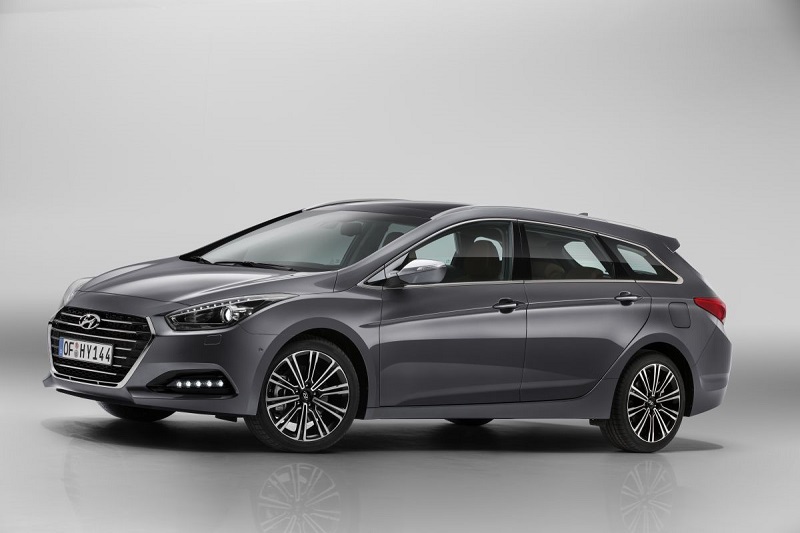 Hyundai I40 Wagon 1.7 CRDi Business Edition 2015 - voorkant