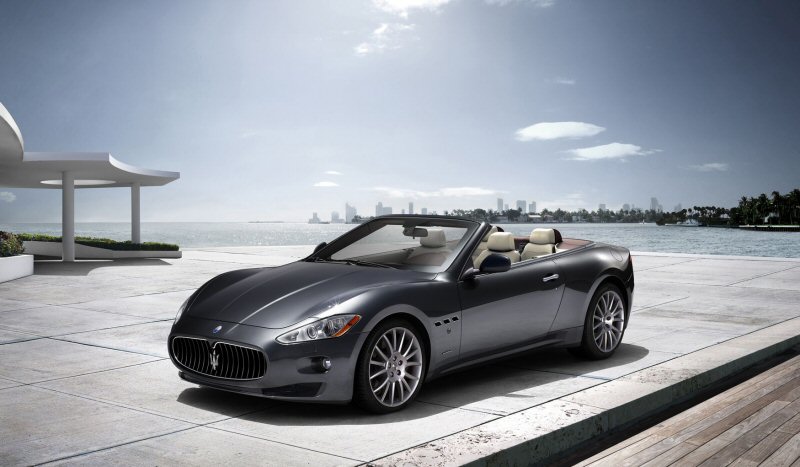Maserati Grancabrio 4.7 2012 - voorkant