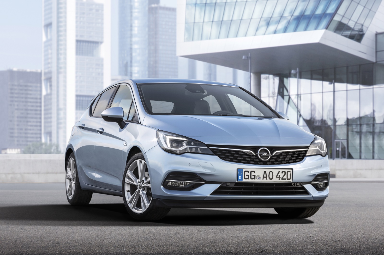 Opel Astra 1.2 Elegance 2020 - voorkant