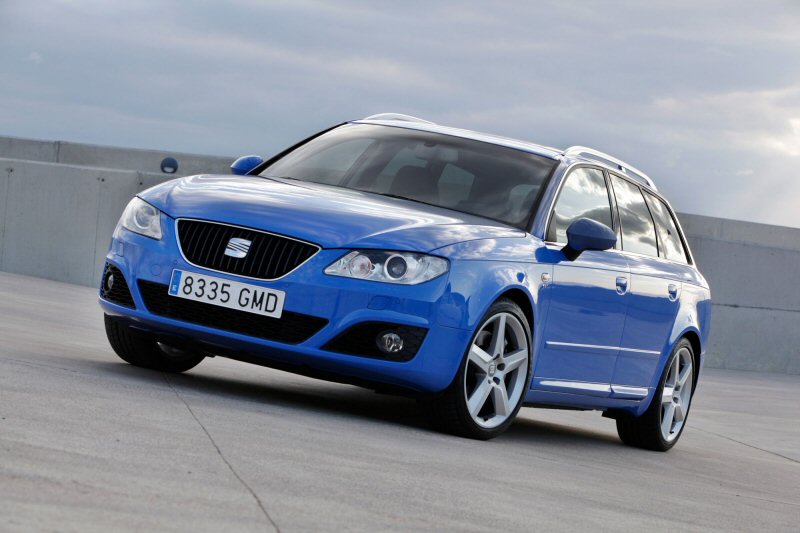 Seat Exeo ST 2.0 TDI Businessline Executive 2013 - voorkant