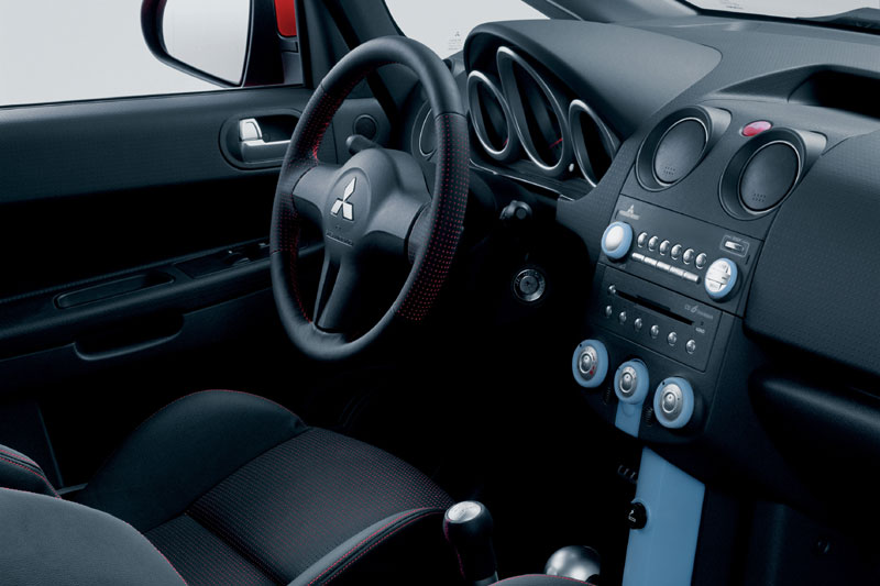 Foto van Mitsubishi Colt