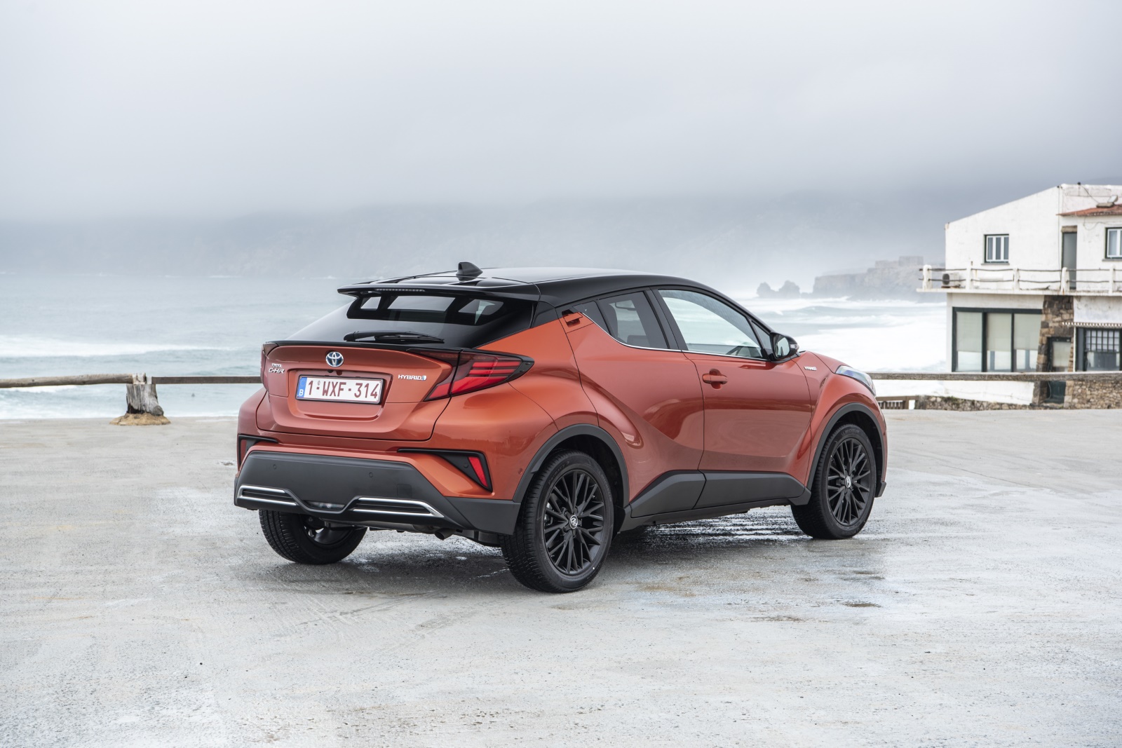 Foto van Toyota C-hr