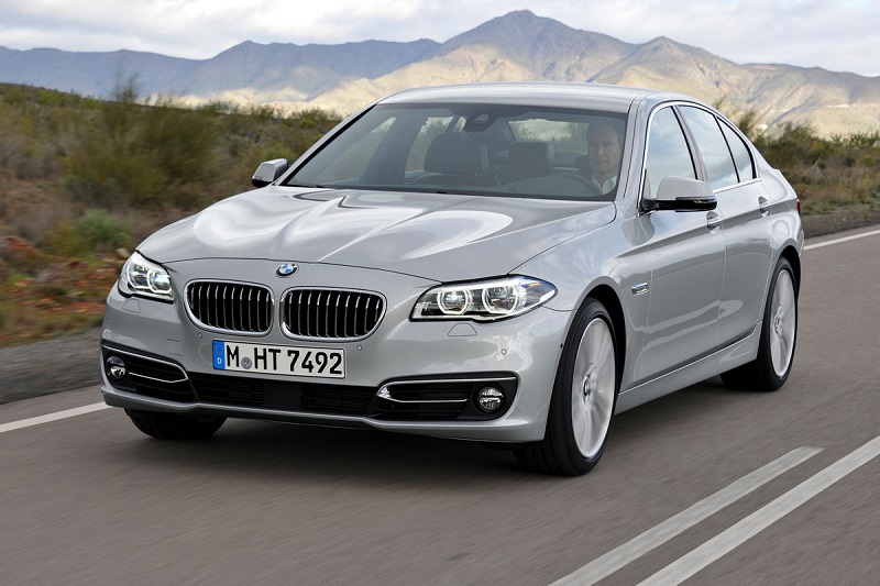 BMW 5-serie 520d High Executive 2015 - voorkant