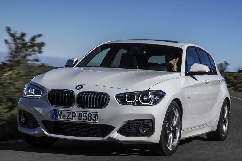 BMW 1-serie 116i Essential 2015 - voorkant