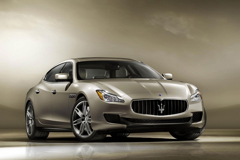 Maserati Quattroporte 3.0 D 2017 - voorkant