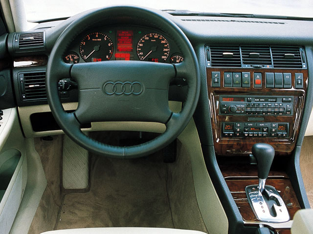 Foto van Audi A8