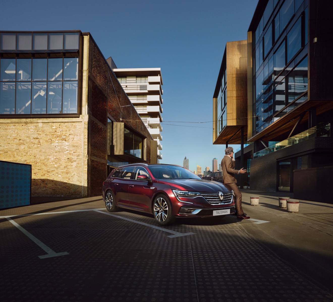 Renault Talisman Estate 1.3 TCe Business Intens 2021 - voorkant