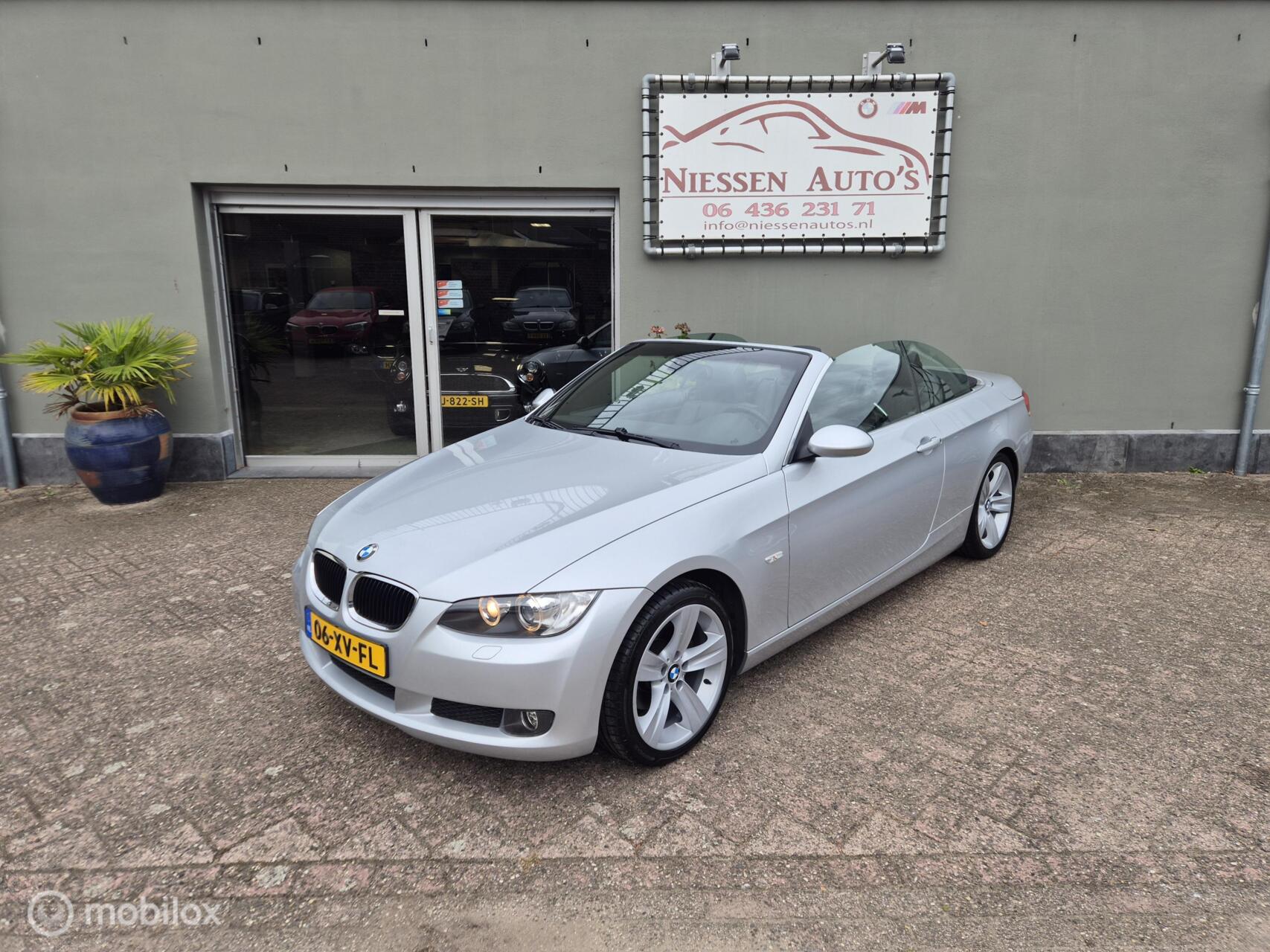 BMW 3er Reihe 320i Executive 2007 - voorkant