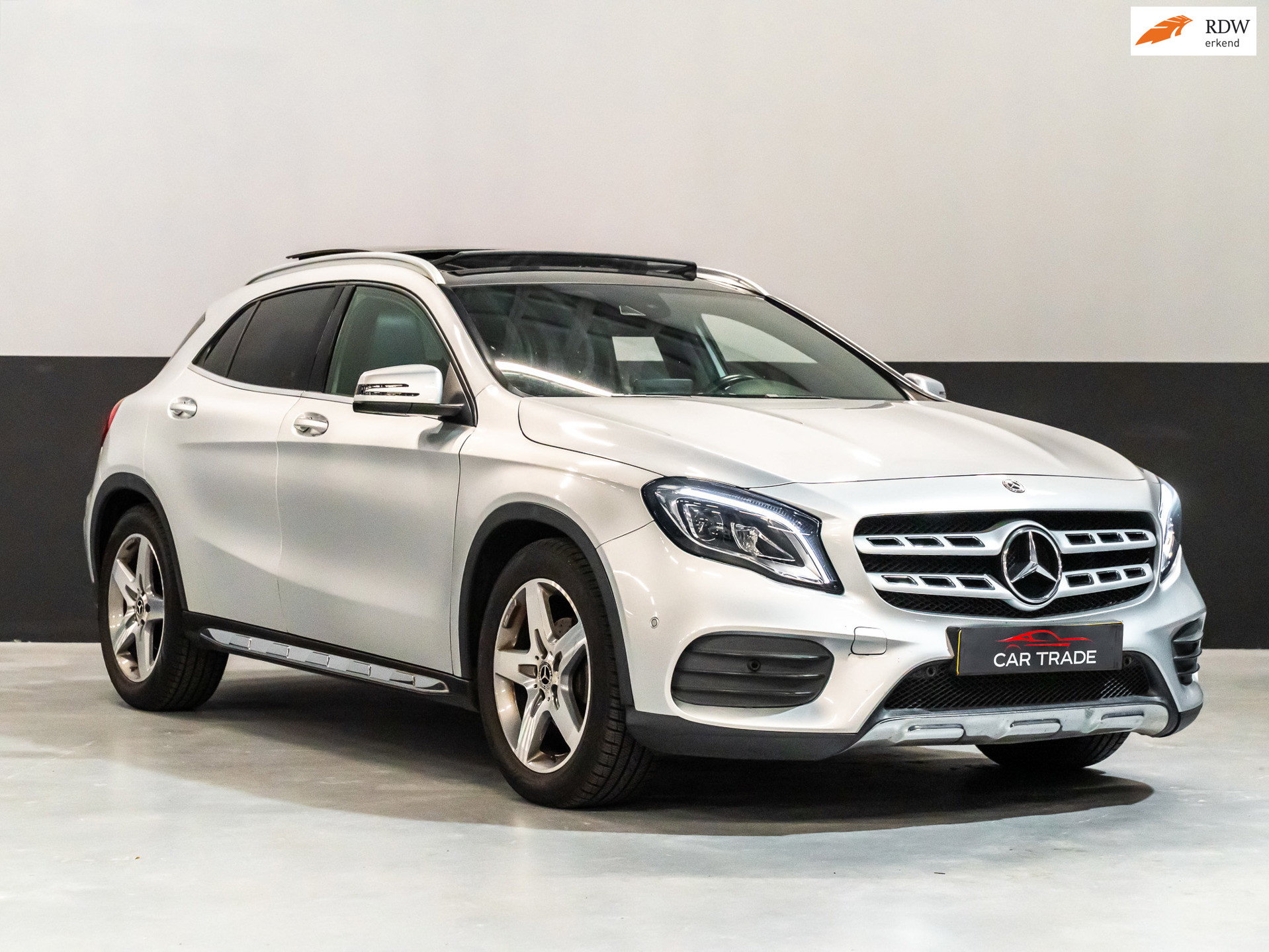 Foto van MERCEDES-BENZ GLA 180