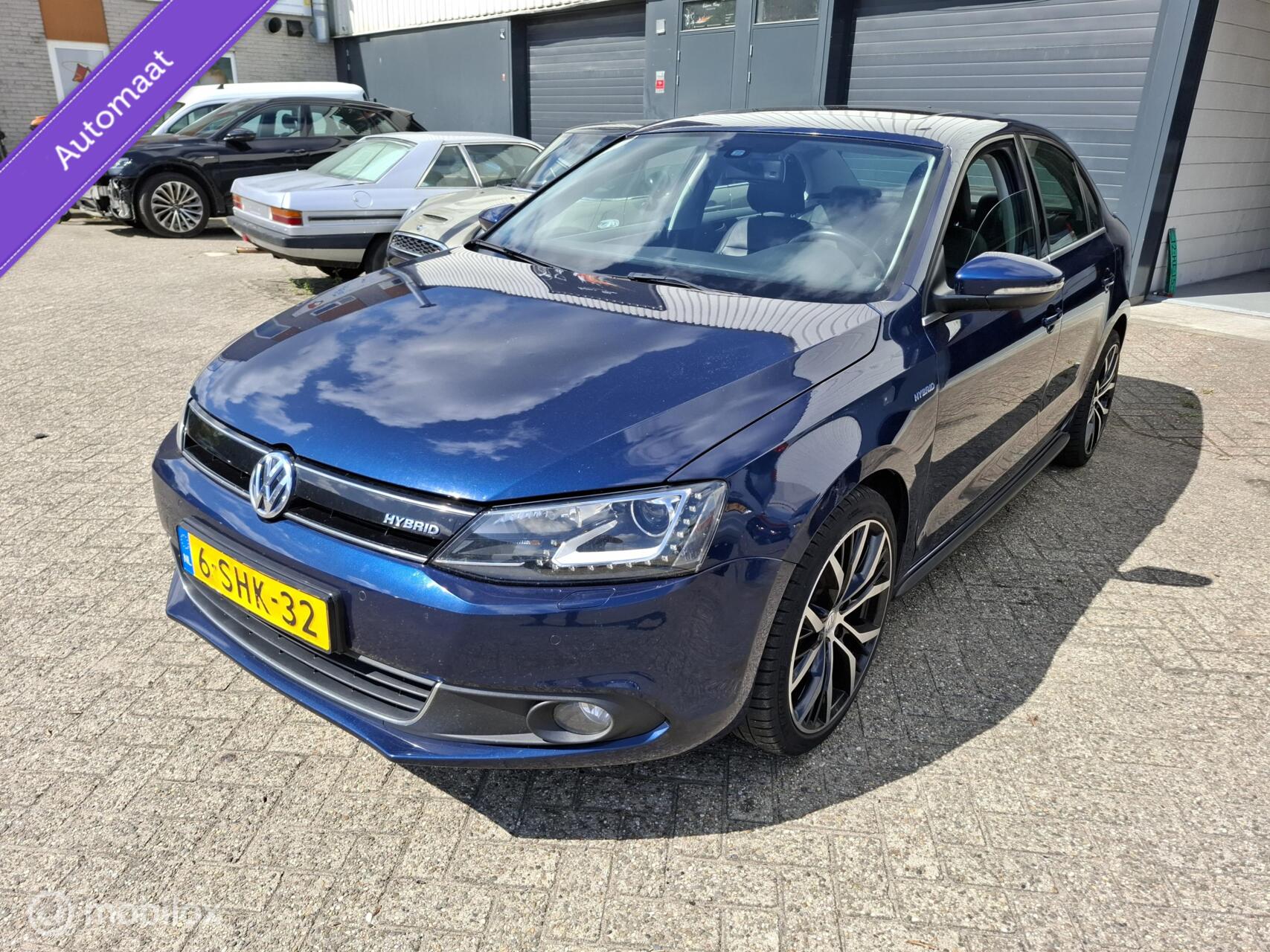 Volkswagen Jetta 1.4 TSI Hybrid Highline/Leder/Panoramadak 2013 - voorkant