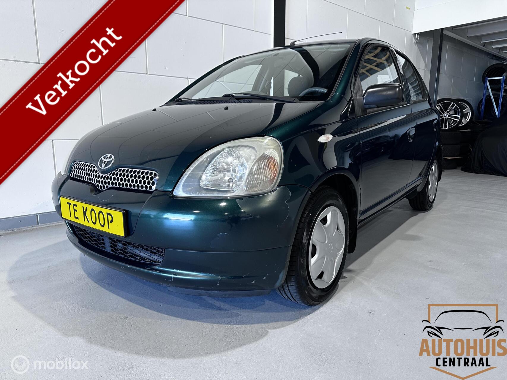 Toyota Toyota Yaris 1.3-16V VVT-i Sol*Elekramen*Trekhaak*APK 2001 - voorkant