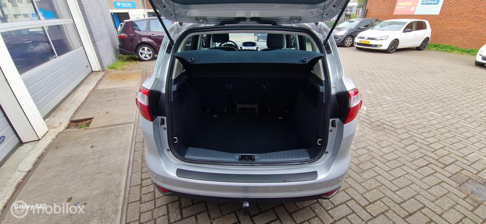 Foto van Ford C-max