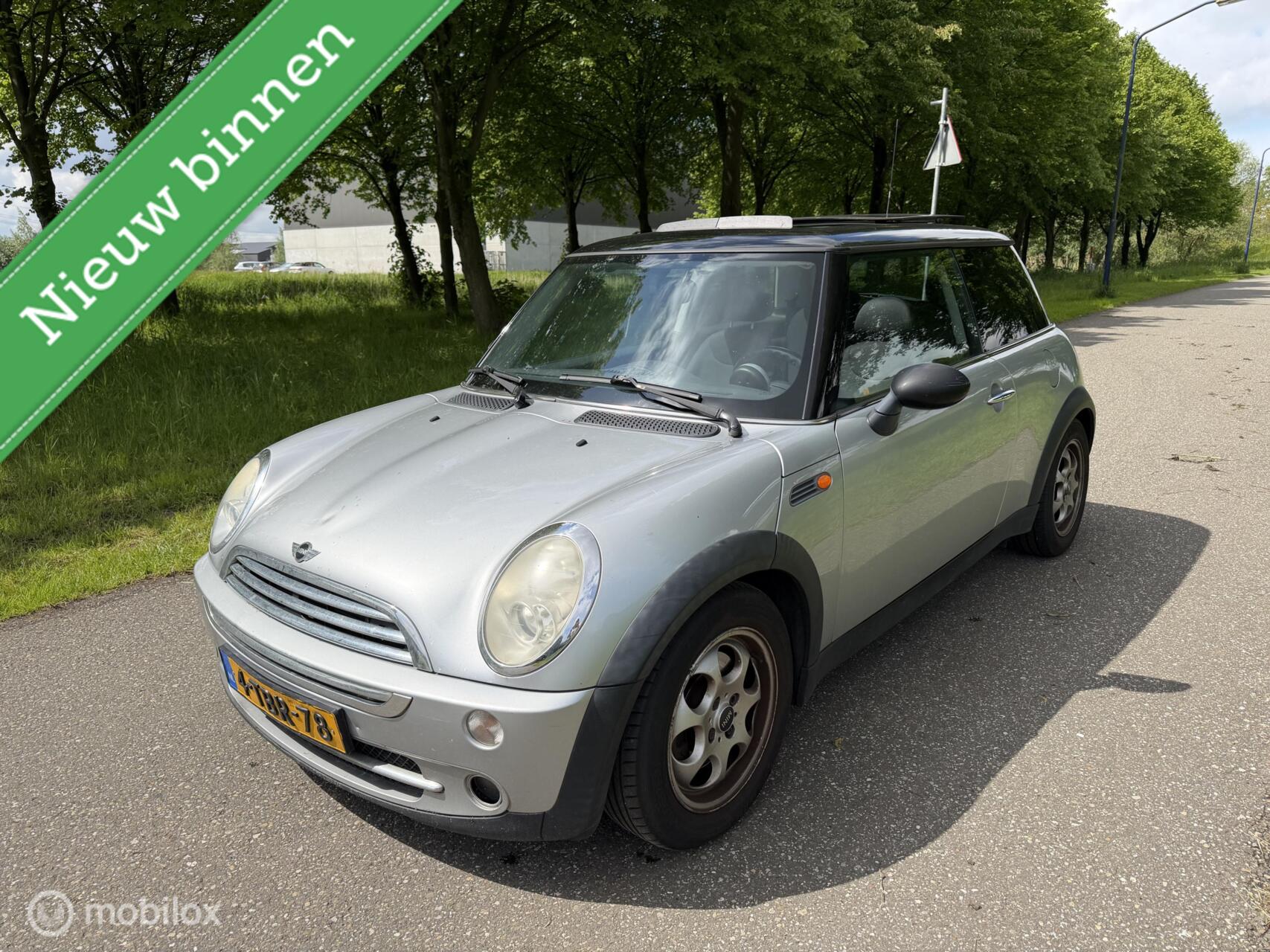 Foto van MINI MINI COOPER