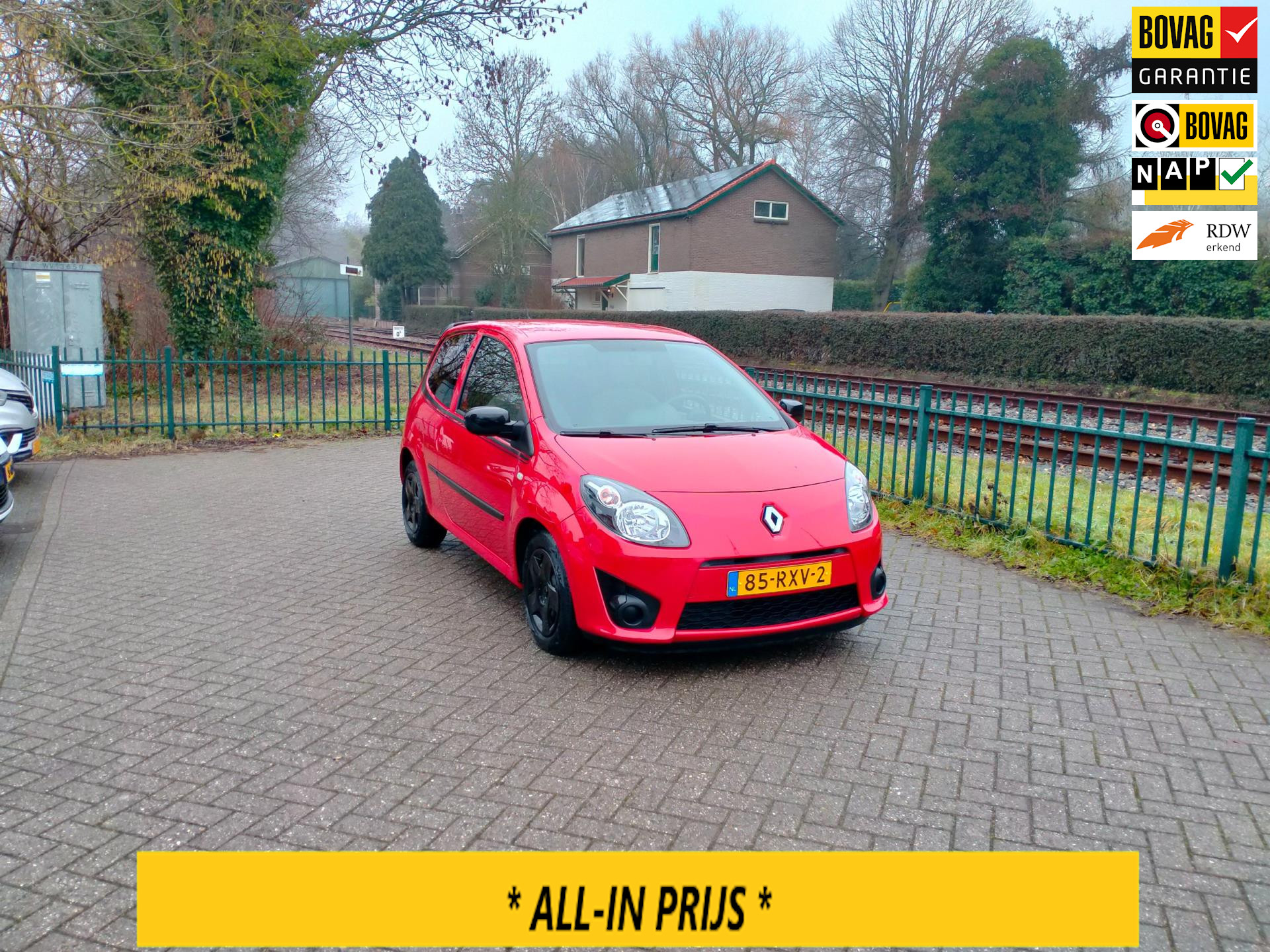 Renault Twingo 1.2-16V Collection Airco lage km's ALLINPRIJS 2011 - voorkant