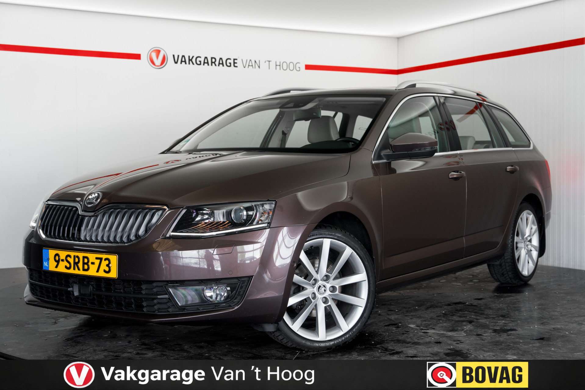 Skoda Octavia 1.4 TSI Elegance Businessline|Trekhaak|Panoramadak| 2013 - voorkant