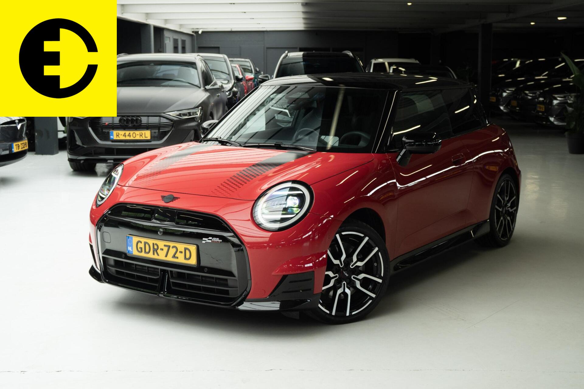 Foto van MINI COOPER E