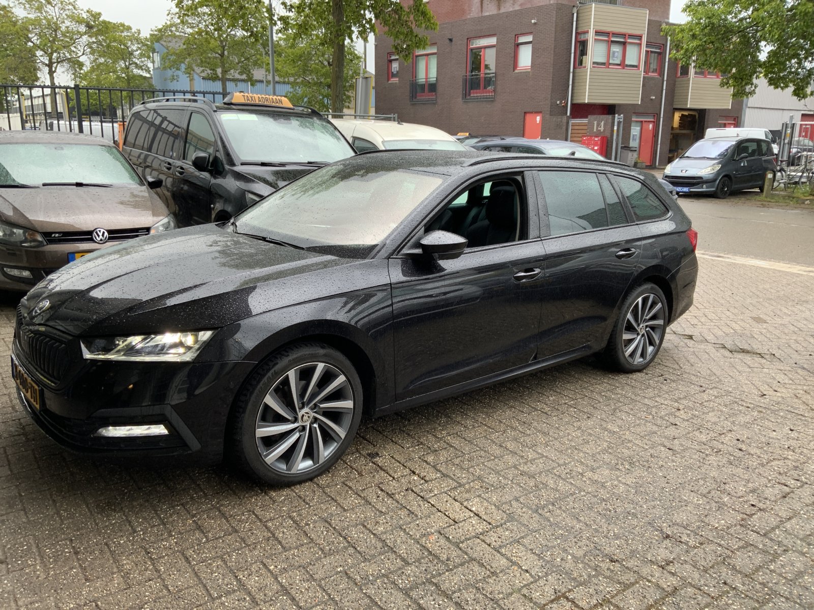 Skoda Octavia Combi 2.0 TDI 2020 - voorkant
