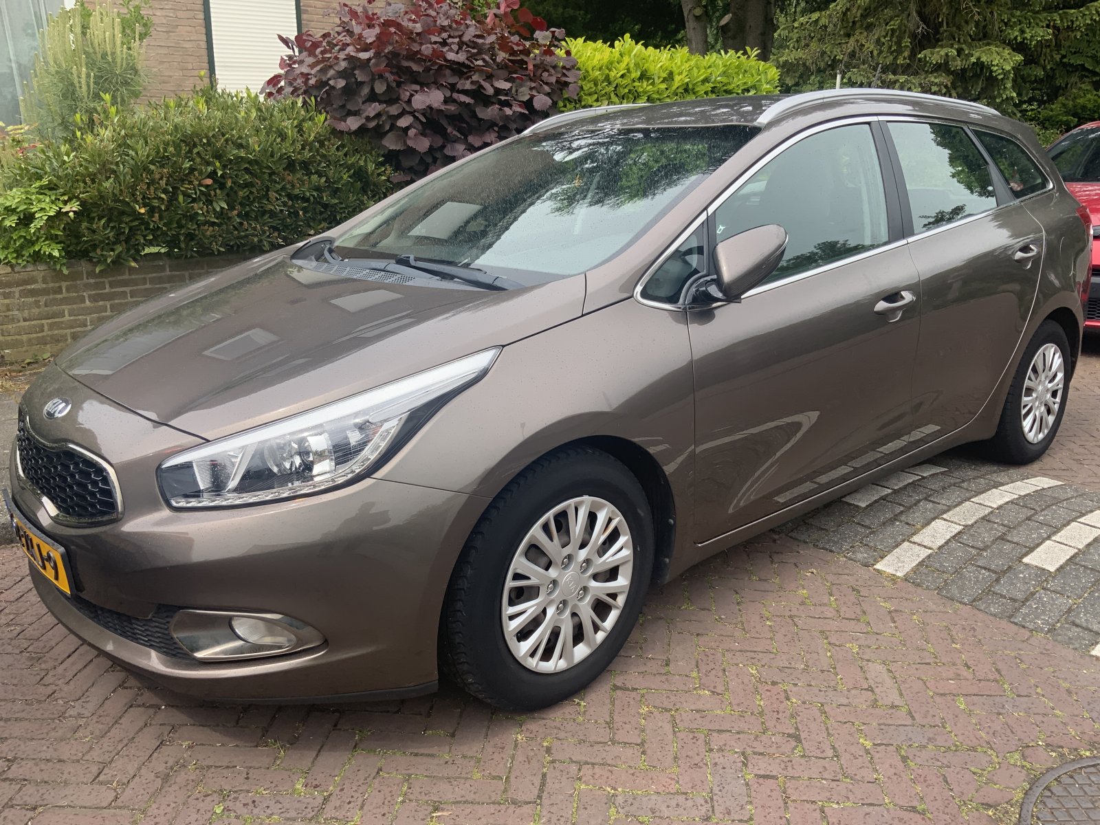 Kia Cee'd Sportswagon 1.6 GDI Plus Pack 2013 - voorkant