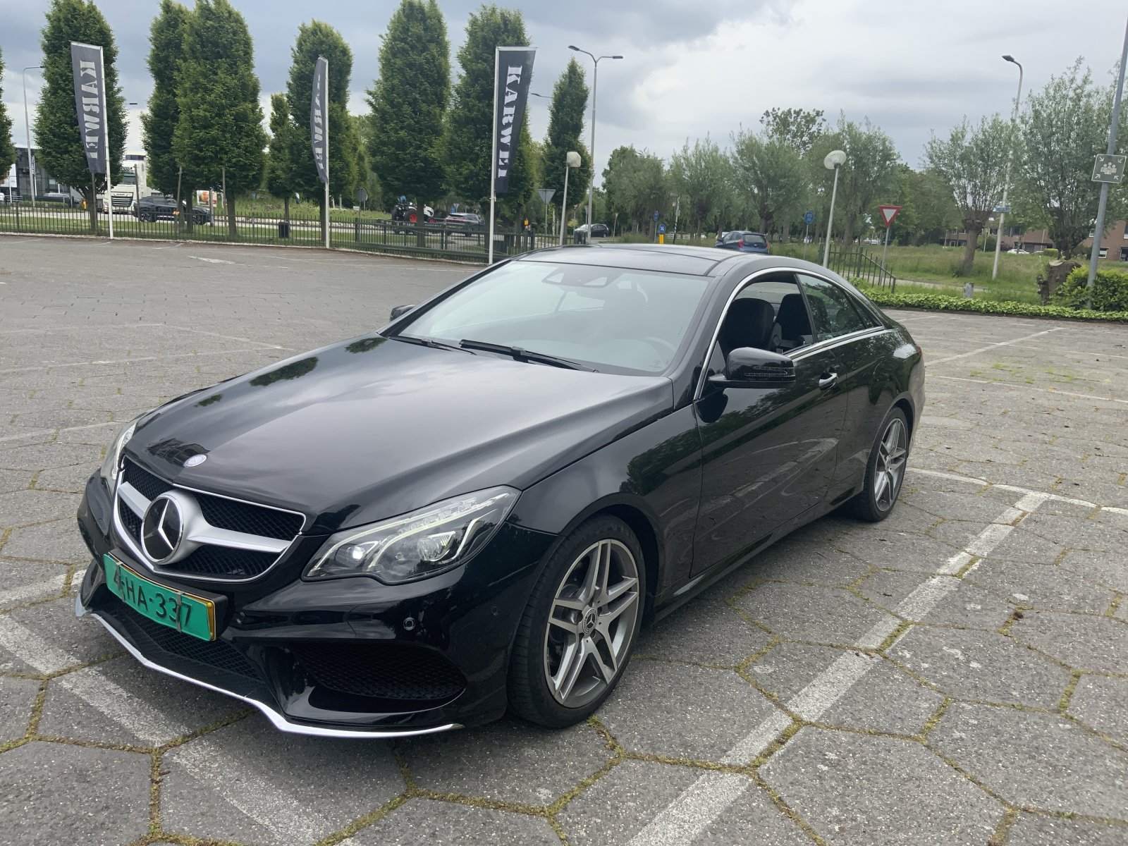 Mercedes-Benz E-klasse Coupé 200 2015 - voorkant