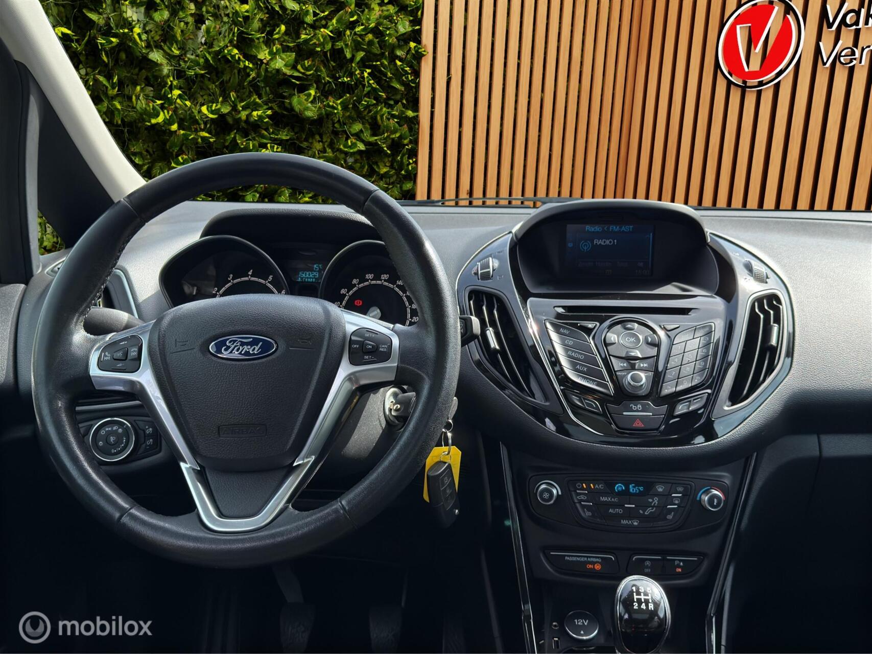 Foto van Ford B-max