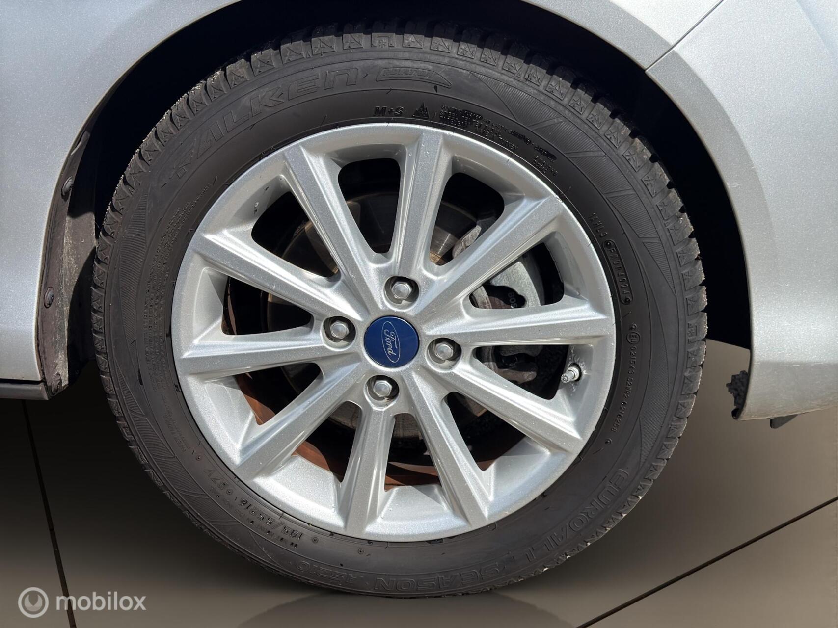 Foto van Ford B-max