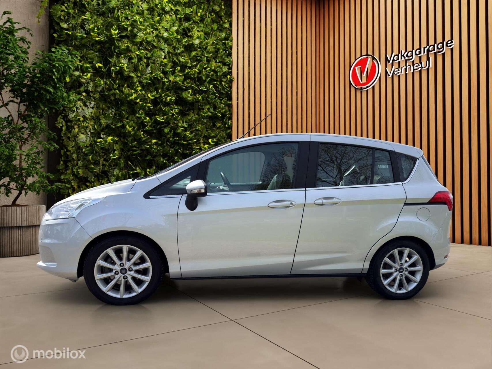 Foto van Ford B-max