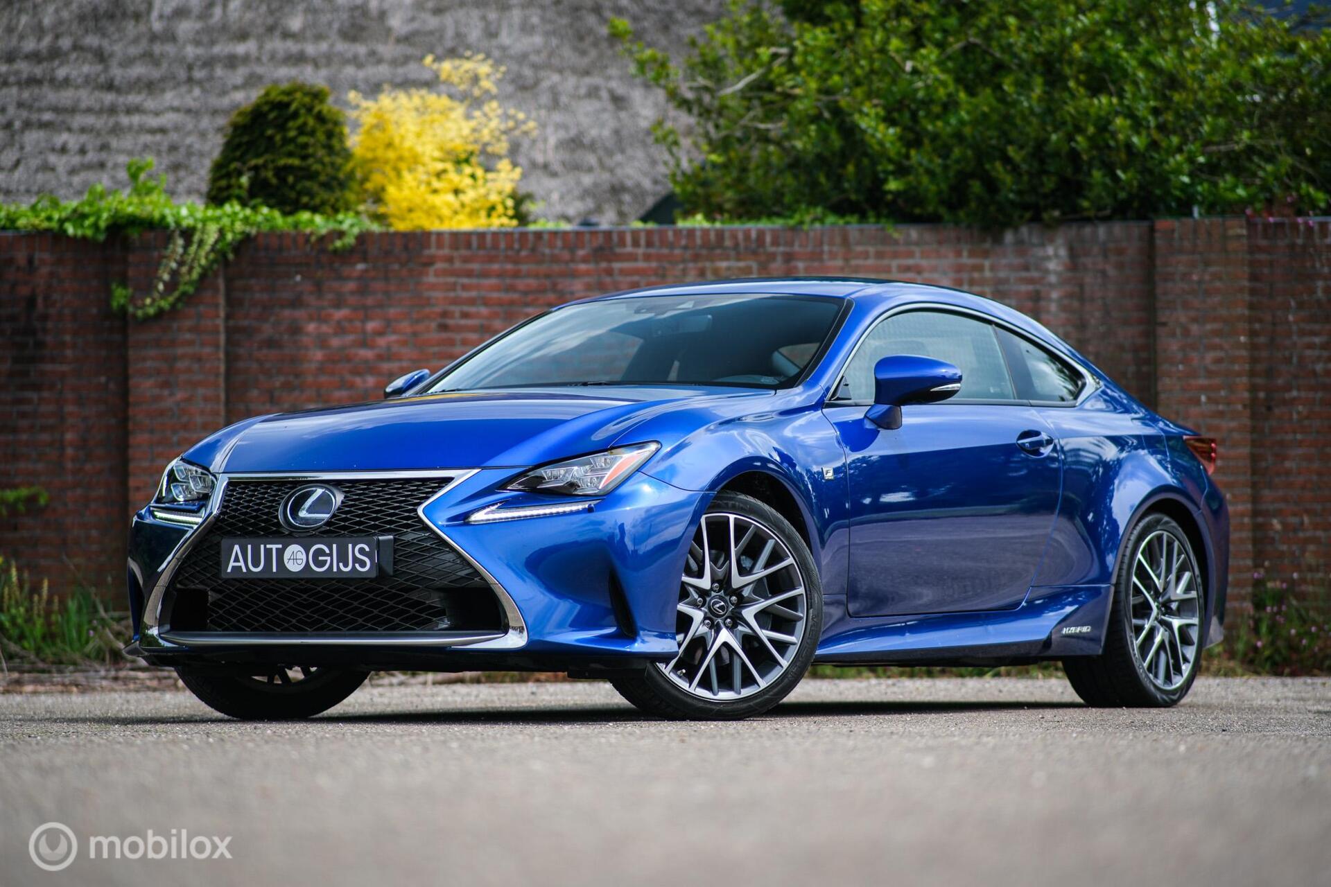 Foto van LEXUS LEXUS RC300H