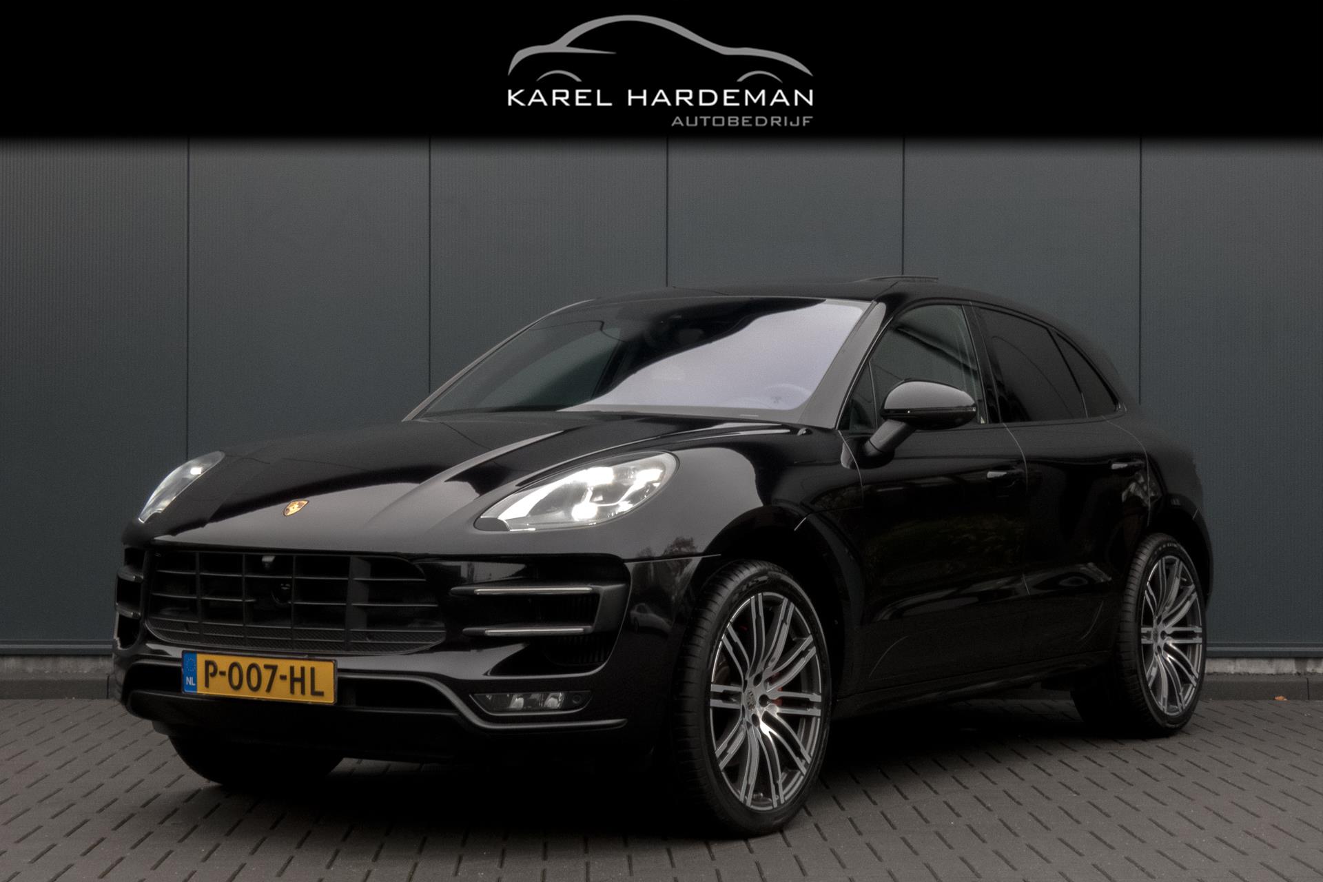 Foto van PORSCHE MACAN TURBO