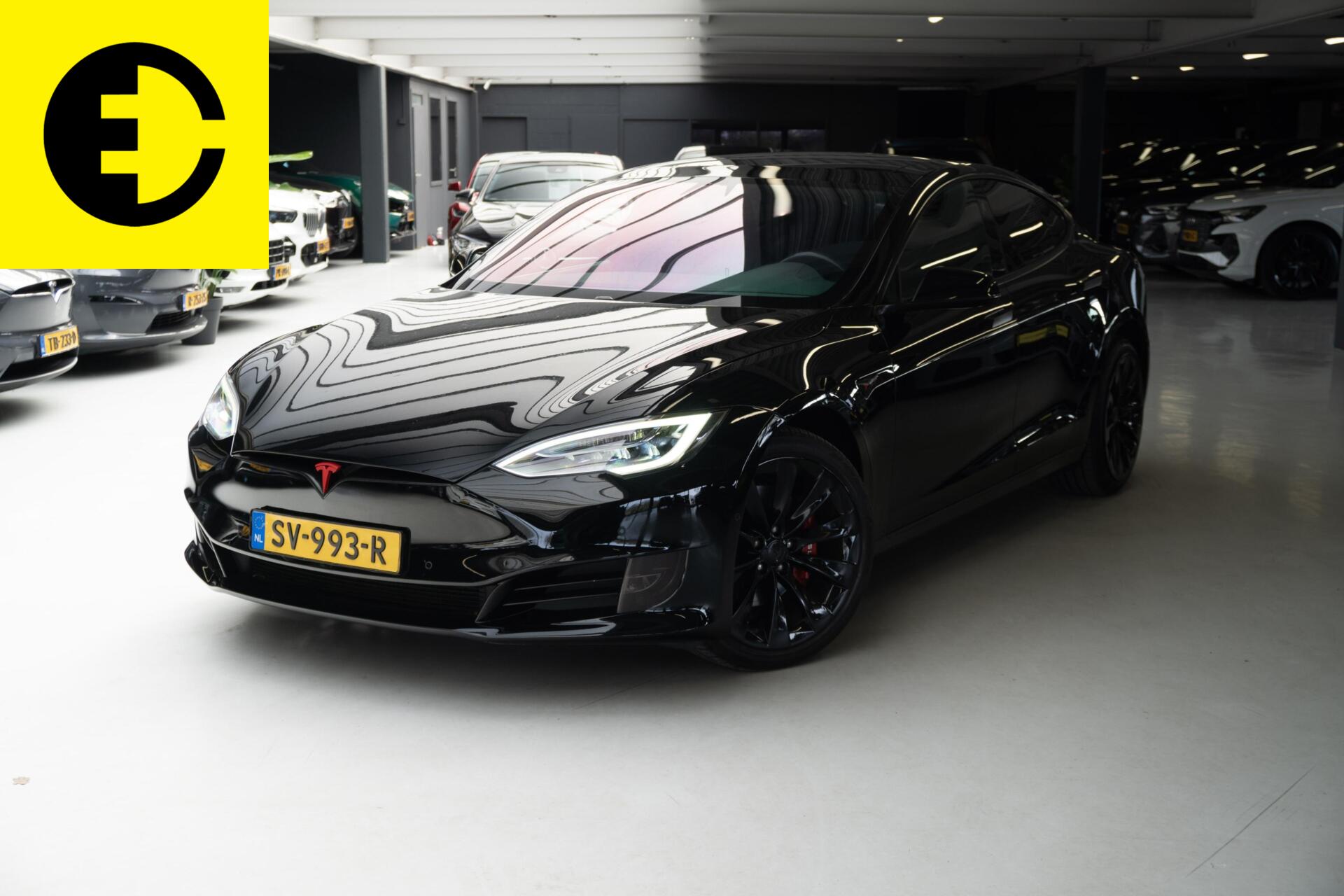 Foto van TESLA MODEL S