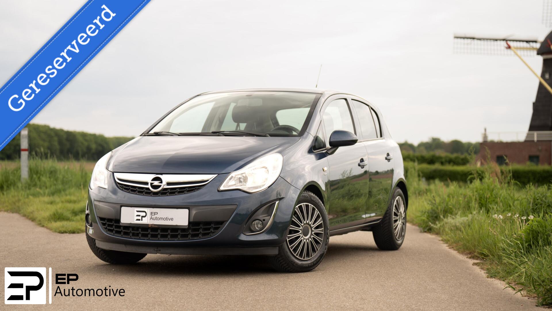 Opel Corsa 1.4-16V|Stoel+Stuurverwarming|ParkeerSens|4S band 2011 - voorkant