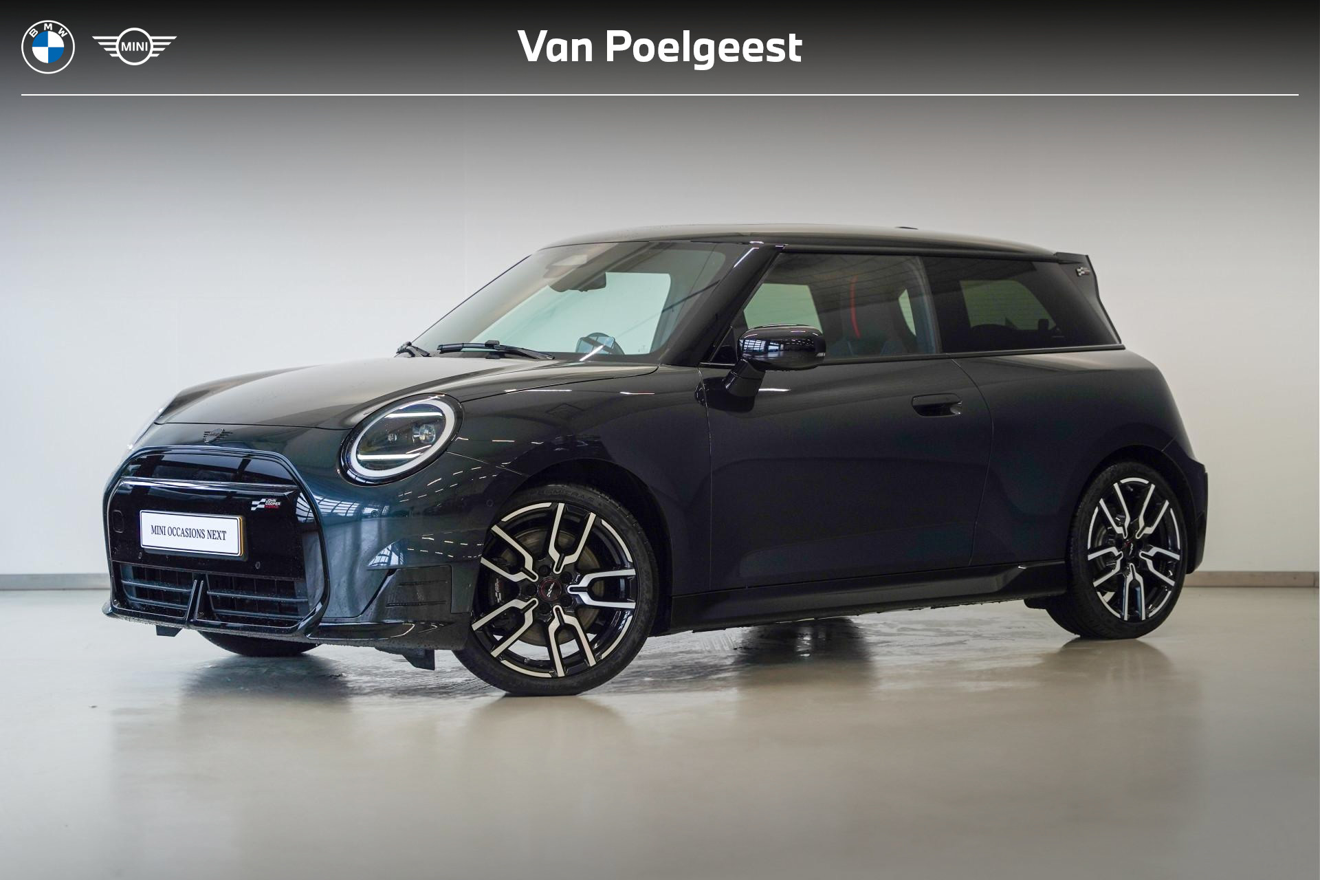 Foto van MINI COOPER E