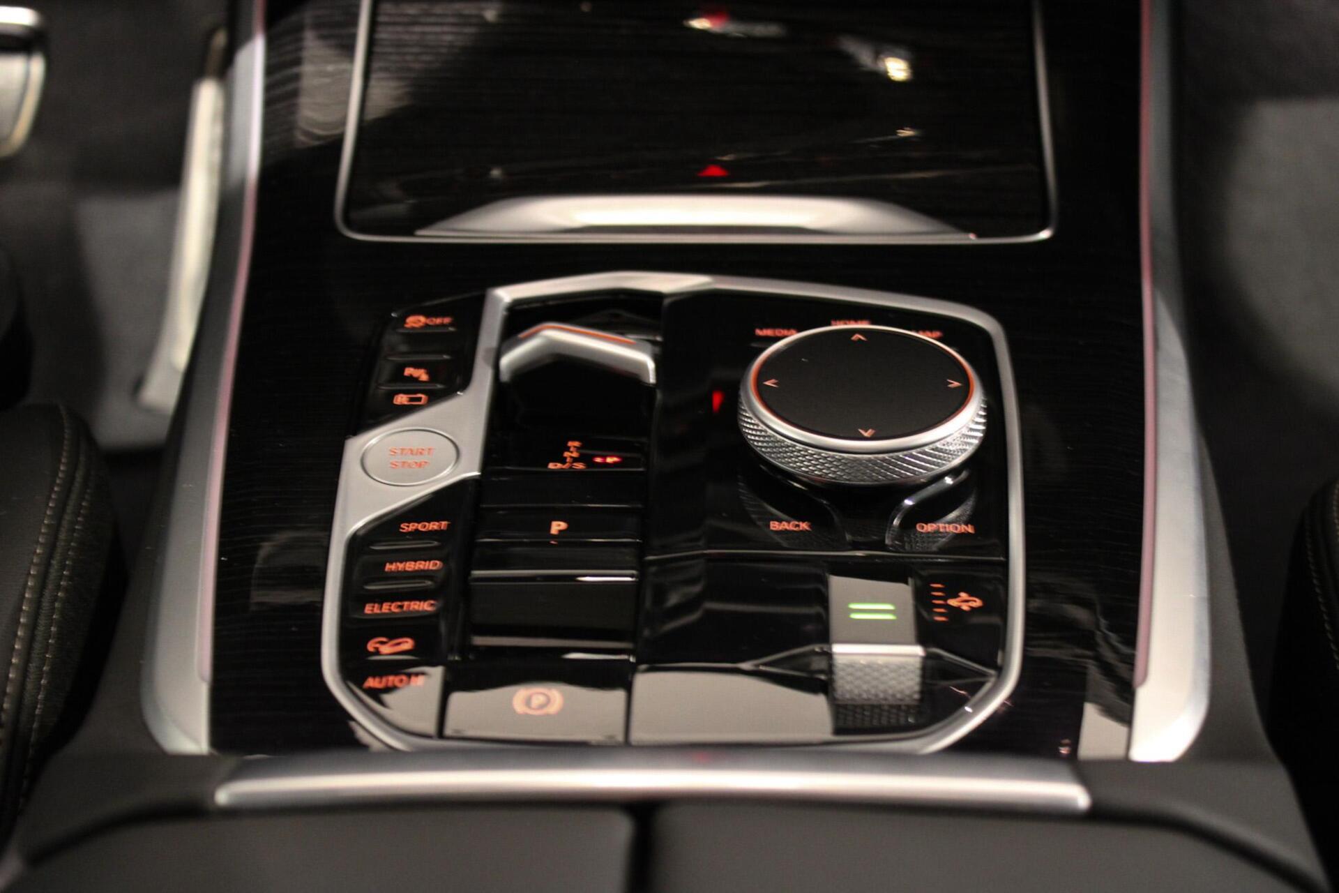 Foto van BMW X5 Xdrive50e