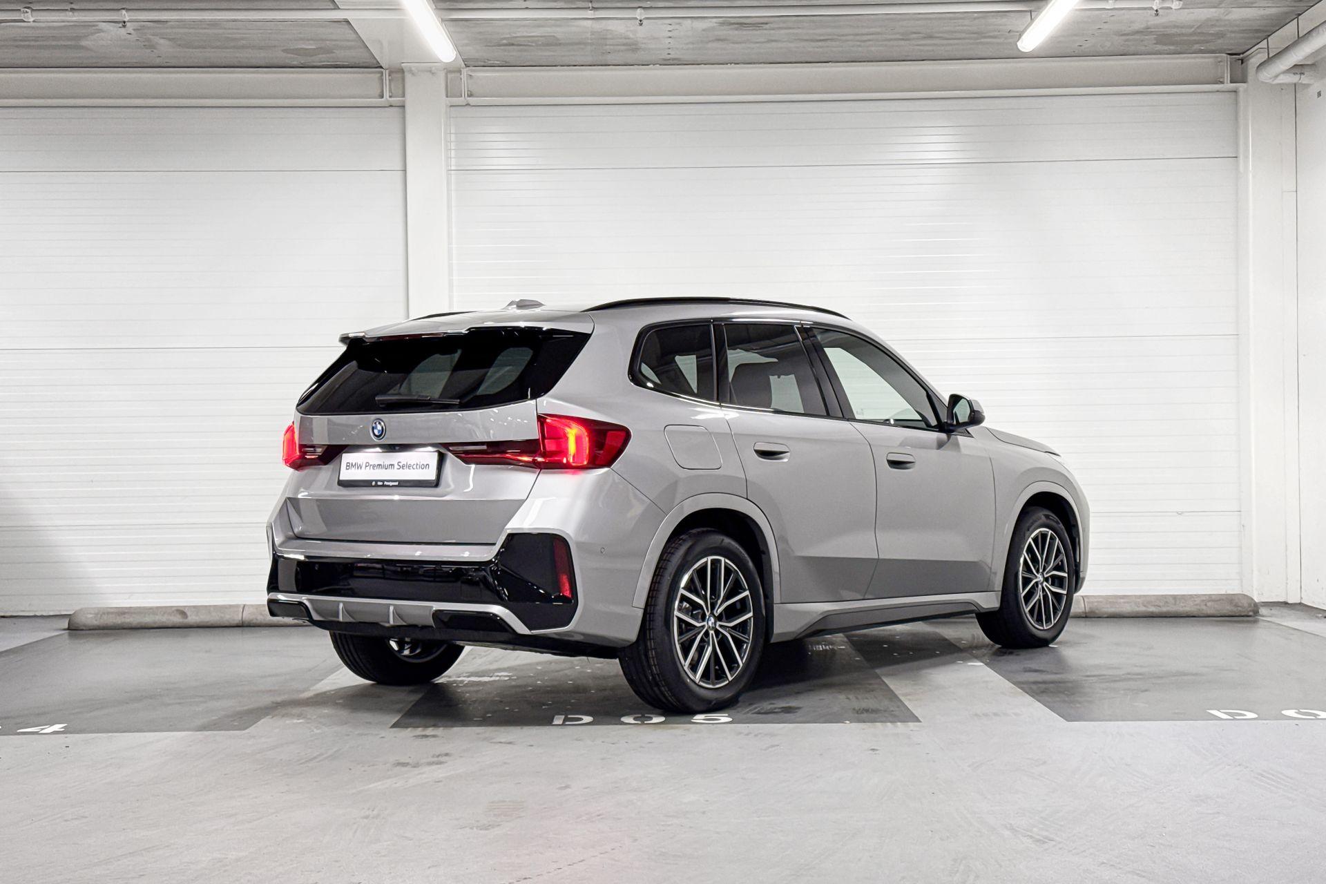 Foto van BMW Ix1 Edrive20