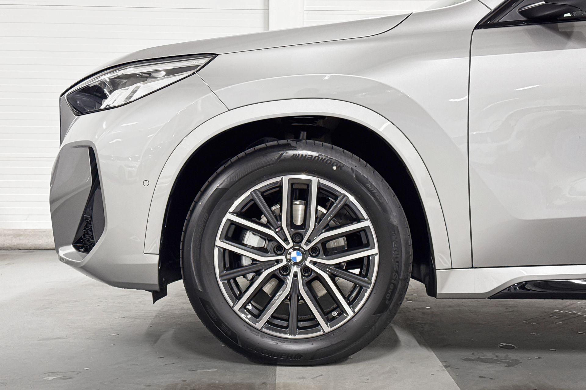 Foto van BMW Ix1 Edrive20