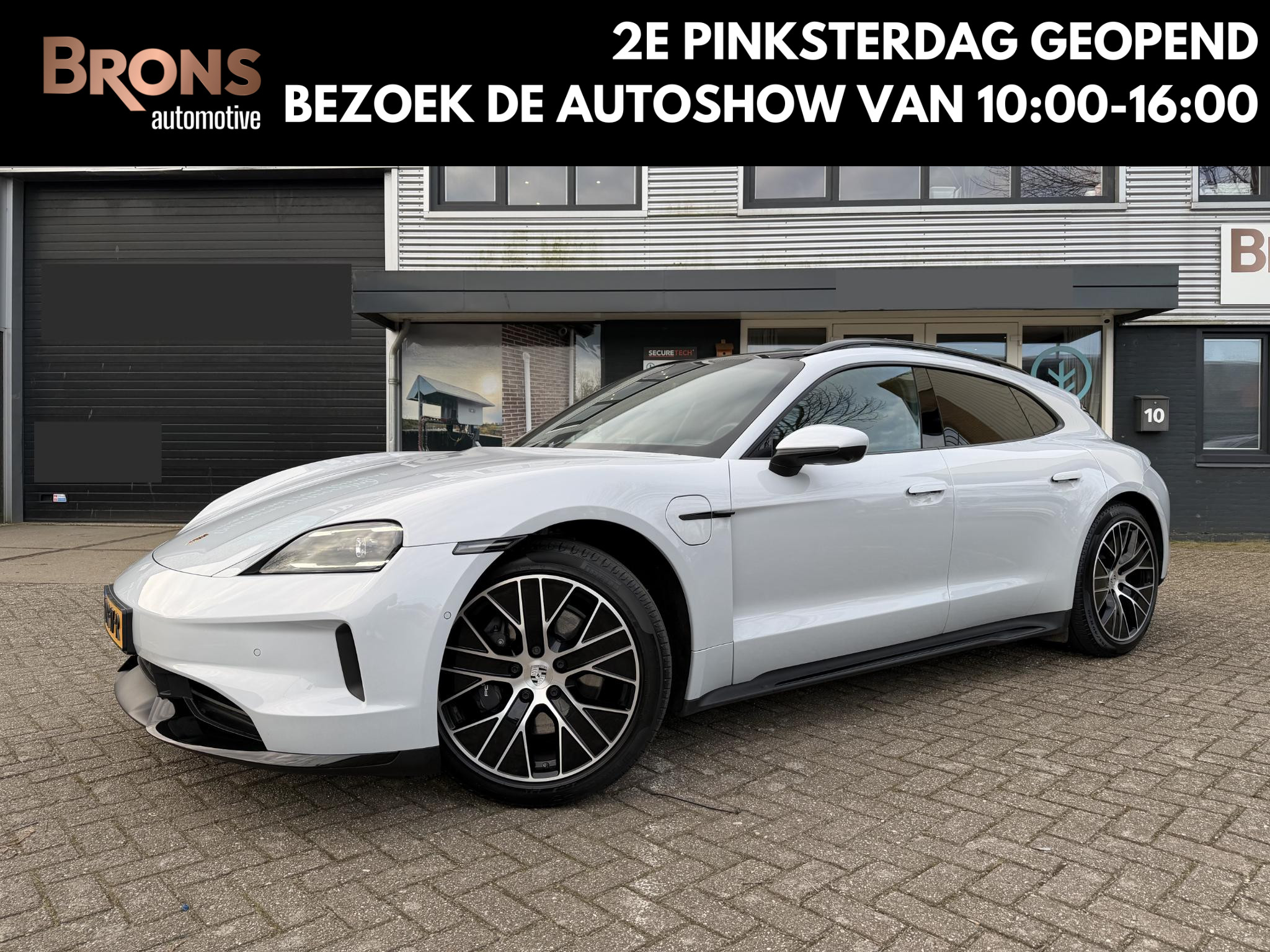 Foto van Porsche Taycan Sport Turismo