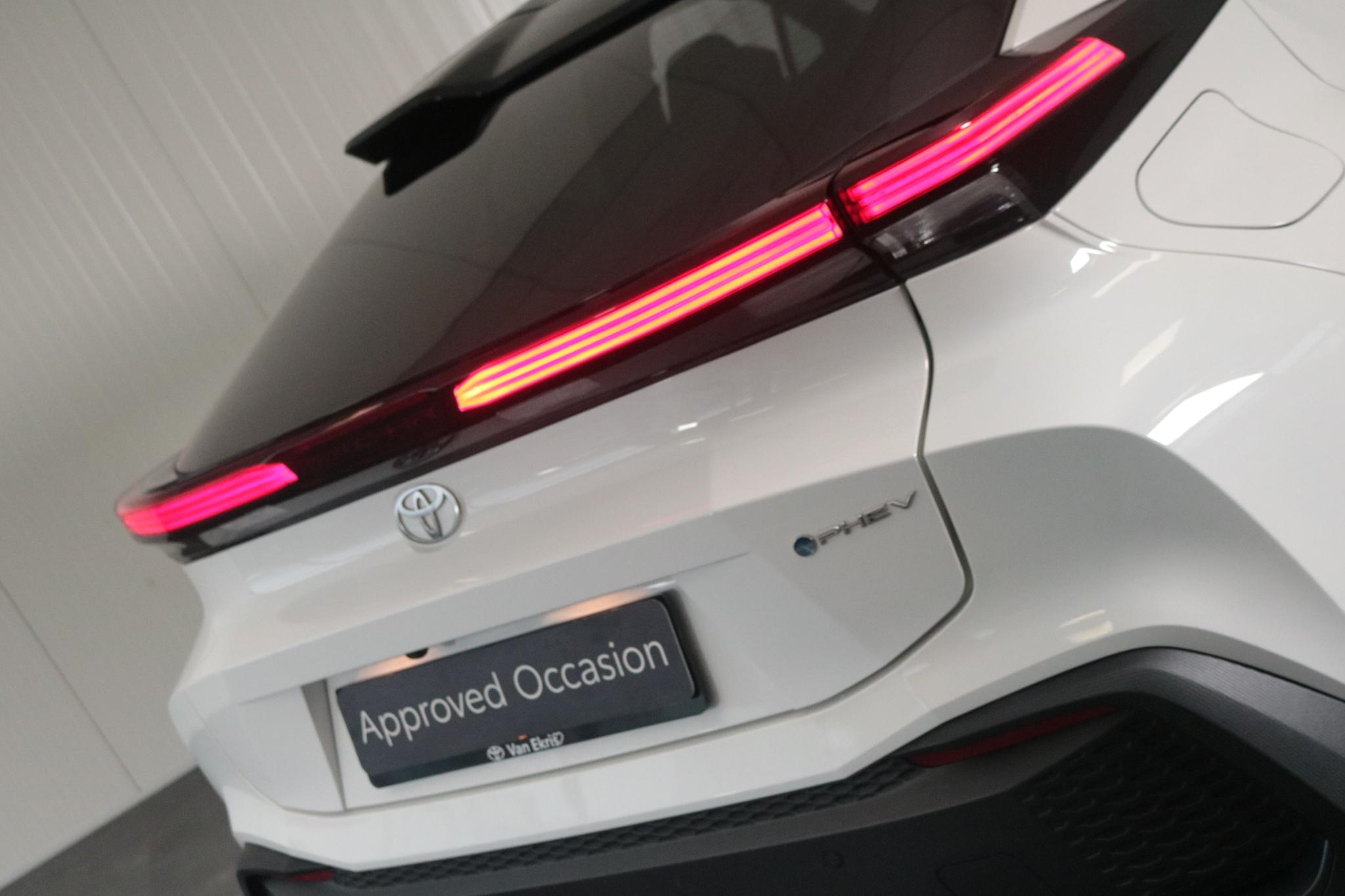 Foto van Toyota C-hr