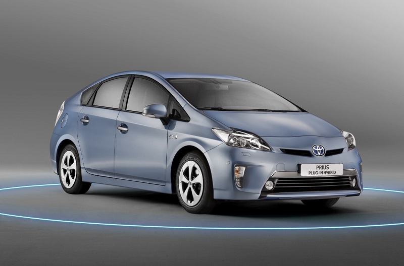 Toyota Prius 1.8 Plug-in Executive Business 2012 - voorkant