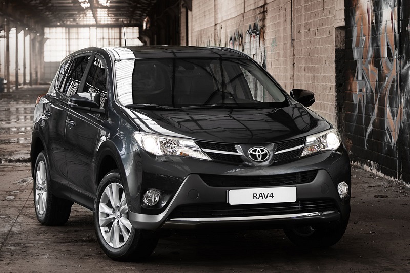 Toyota Rav4 2.0D Executive Business 2014 - voorkant