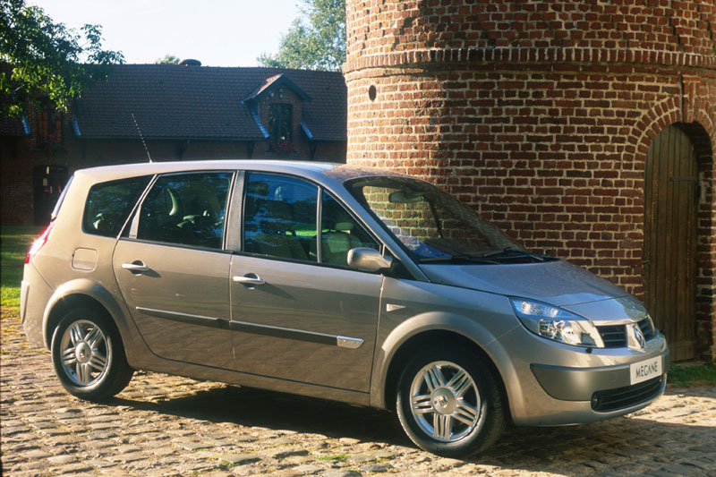 Renault Grand Scénic 1.5 dCi Authentique Basis 2004 - voorkant
