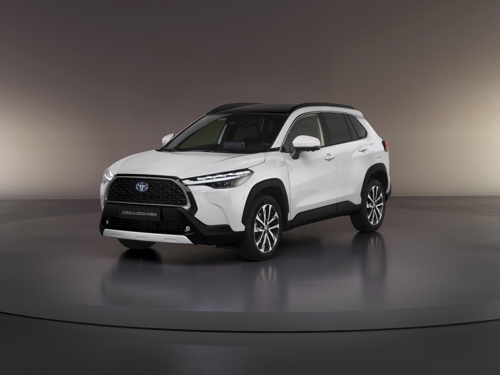 Toyota Corolla Cross 2.0 High Power Hybrid Launch Edition 2023 - voorkant