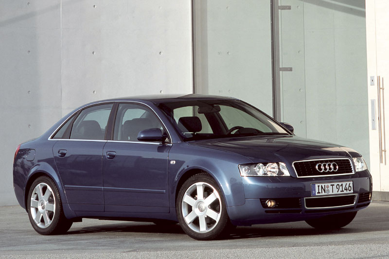 Audi A4 Limousine 2.0 2003 - voorkant