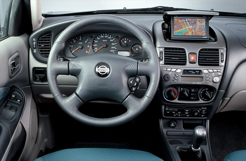 Foto van Nissan Almera