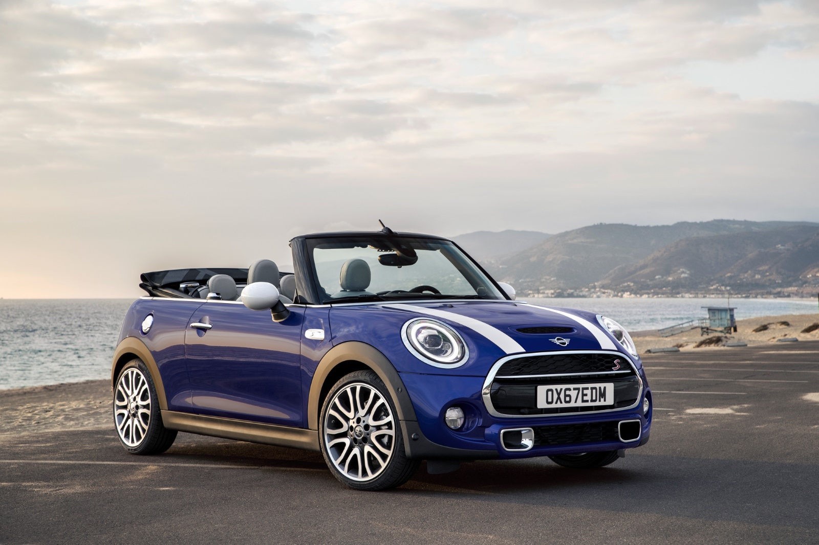 Mini Mini Cabrio 2.0 Cooper S 2019 - voorkant