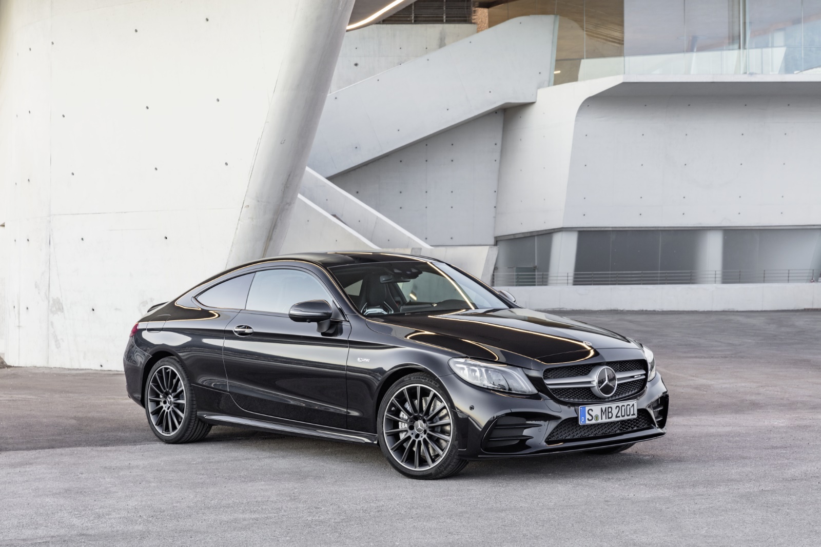 Mercedes-Benz C-klasse Coupé AMG 43 4MATIC Premium Plus Pack 2018 - voorkant