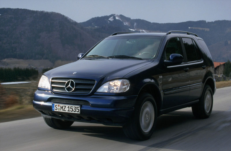 Mercedes-Benz M-klasse AMG 55 2001 - voorkant