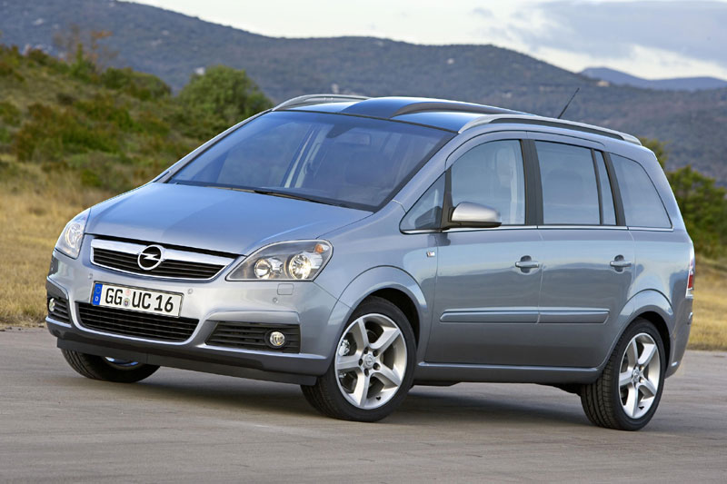 Opel Zafira 1.8 Essentia 2006 - voorkant