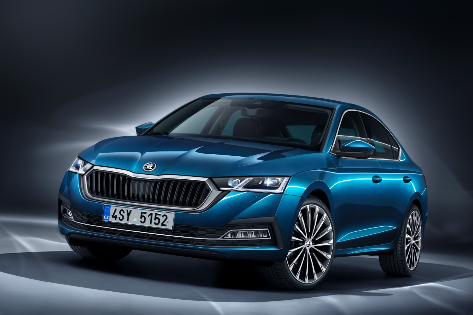Skoda Octavia 1.0 e-TSI Business Edition 2021 - voorkant