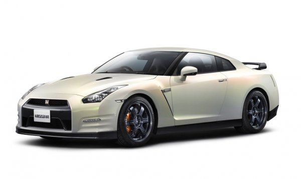 Nissan Gt-r 3.8 V6 Gentleman Edition MY2013 2014 - voorkant